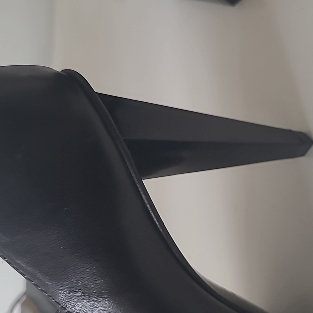 BCBGMAXAZRIA Leather Booties - Picture 6 of 6